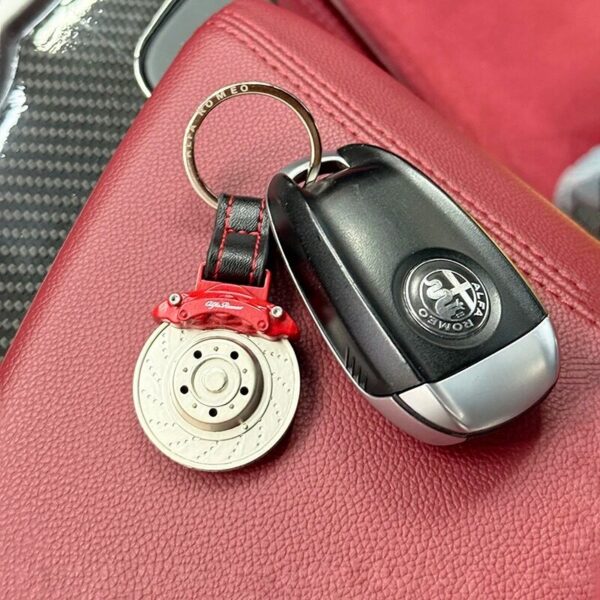 Alfa Romeo 3D Metal Brake Disc Keychain - Premium Leather Alfisti Badge for Giulia, Stelvio & Tonale